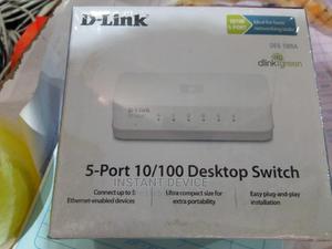 D-Link 5 Port Desktop Switch - main view