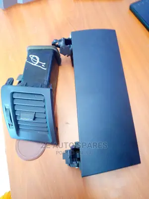 Totoya Noah Vent and Cover