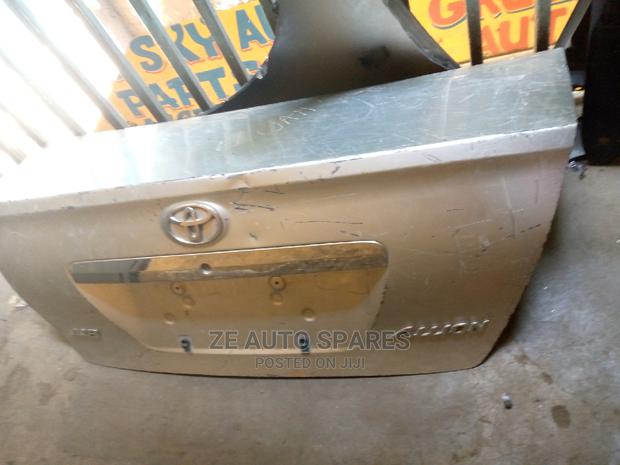 Toyota Allion 240 Boot