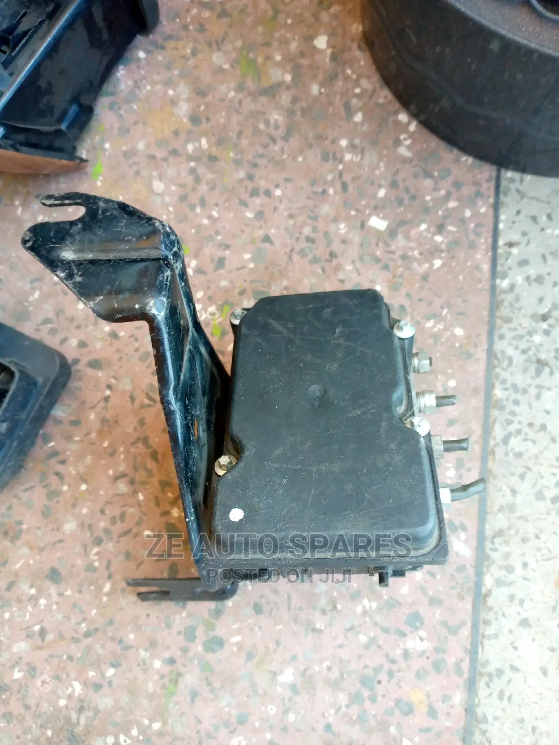 Nissan Note 2012 ABS