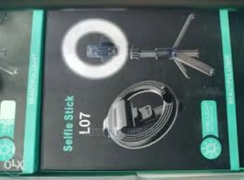 L07 Bluetooth Selfie Stick With Tripod and 5 Inch LED Ring