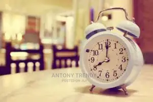 At Home Modern Analog Strong Alarm Clock Loud for Heavy Slee