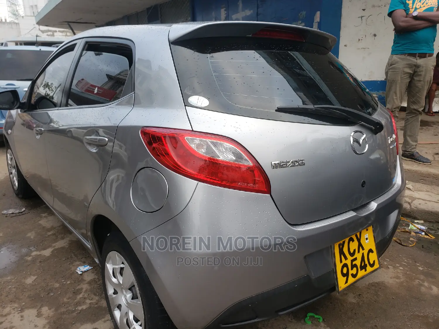 Mazda Demio 2013 Gray