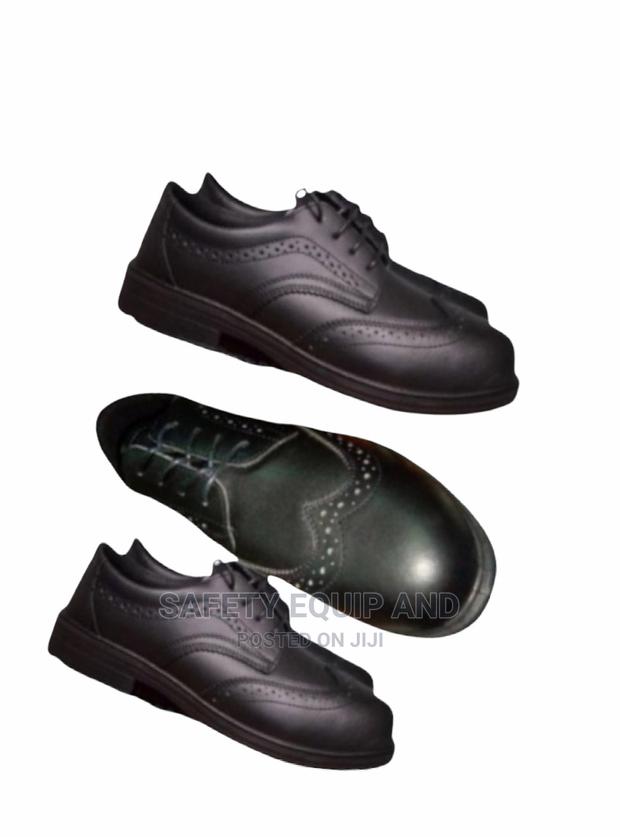 Best Executive Manager Footwear for Safety