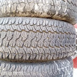 Kumho Tyre's Size 245/70r16 Per Pc