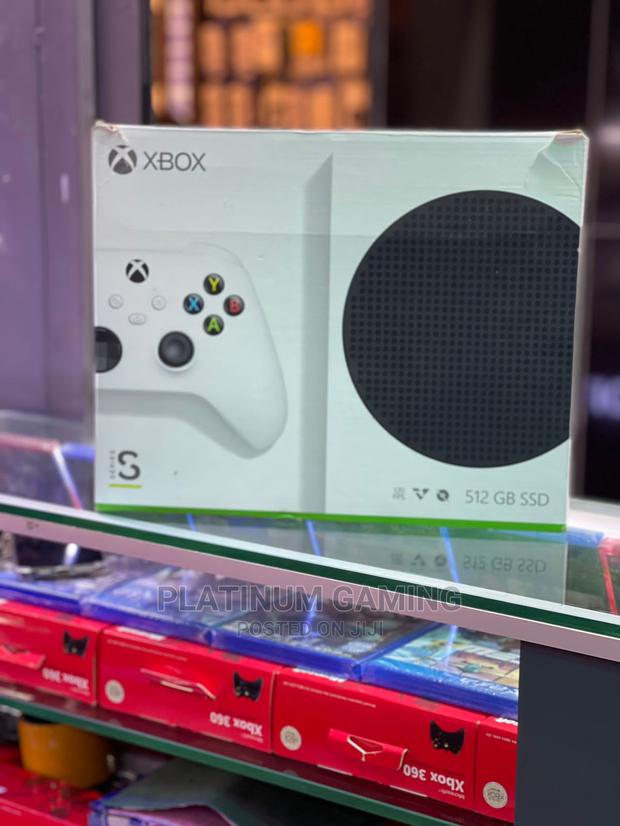 Xbox Series S - main view