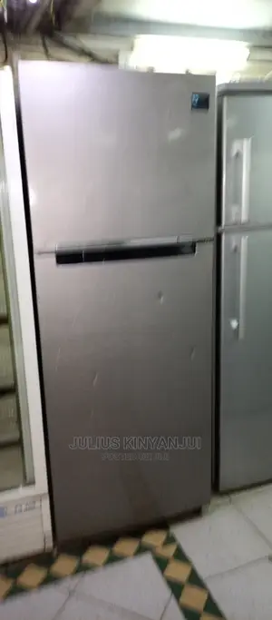 Twin Cooling Double Door Fridge
