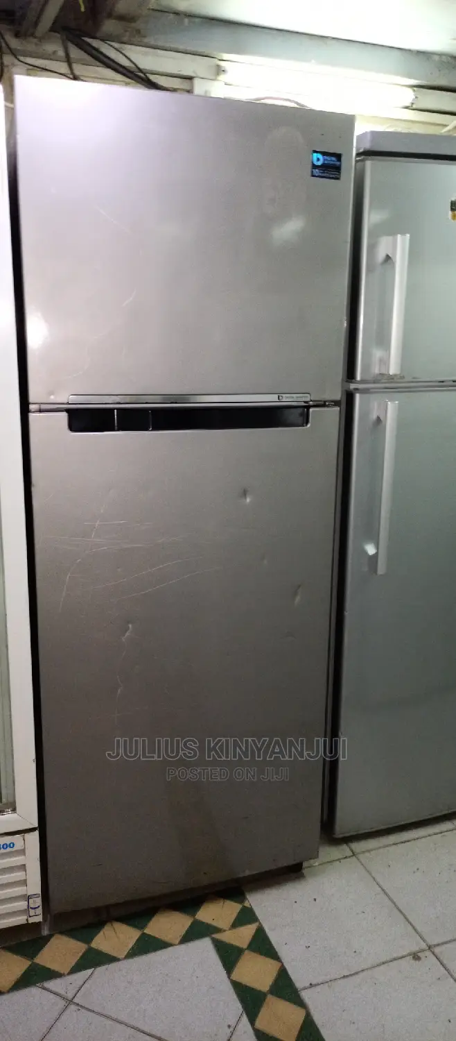 Twin Cooling Double Door Fridge