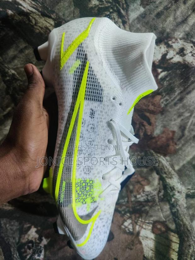 Unique Sports Shoes - thumbnail 2