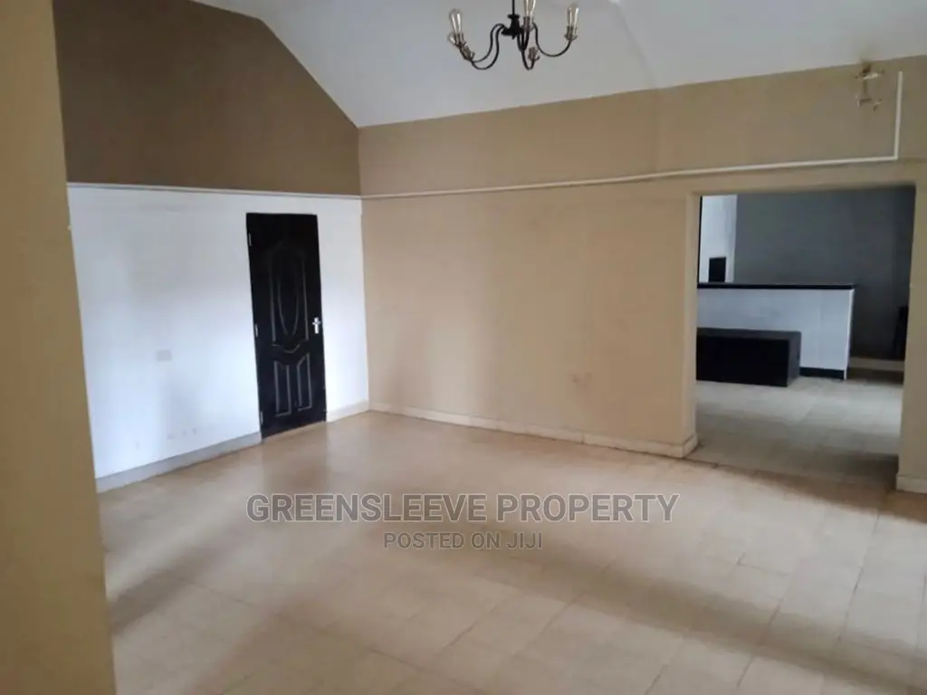 5bdrm Townhouse/Terrace in Karen for sale
