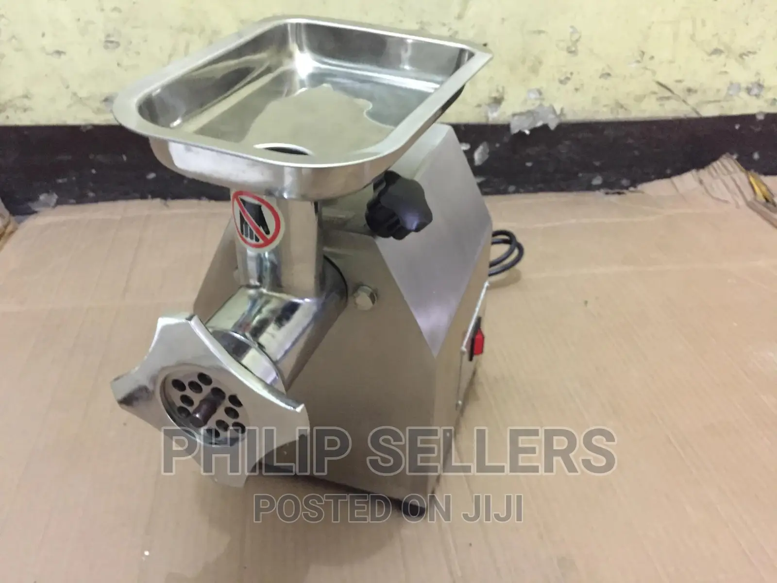 Meat Grinder 1.2HP Meat Mincer Blade Made in Italy by Salvad