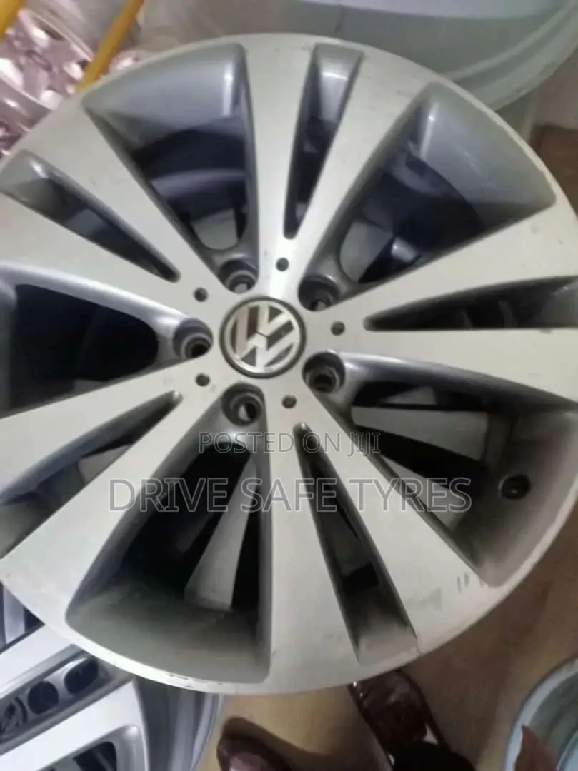 VW Original Rims 17 Inch Set