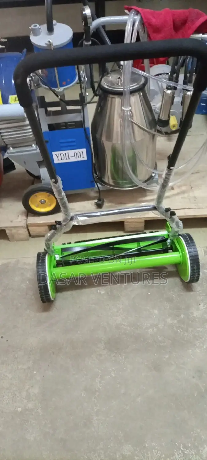 Aico Manual Lawn Mower