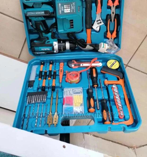 Makita Drill Tool Set - main view
