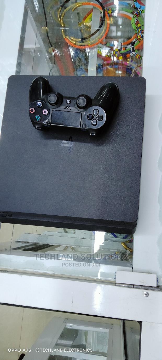 Used Ps4 Slim (Ps 4 Slim) - thumbnail 2