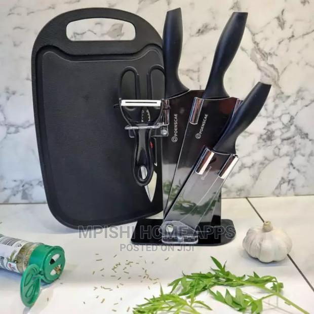 7pcs Knives Set With Chopping Board