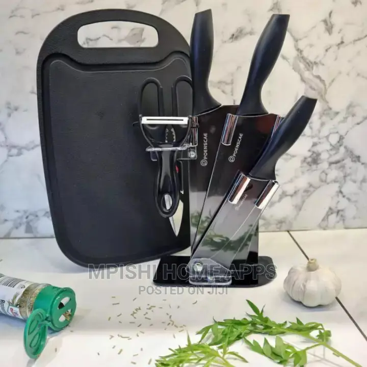 7pcs Knives Set With Chopping Board