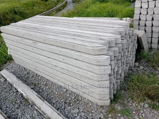 Fencing Supporters (8ft Long)