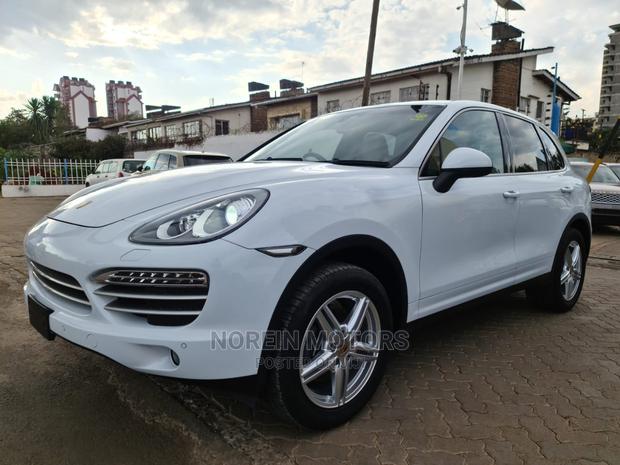 Porsche Cayenne 2015 White