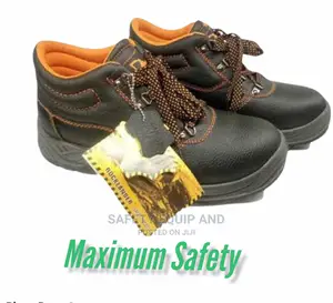 Best Rocklander Safety Boots