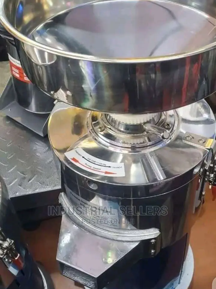 Working Peanut Butter Grinder