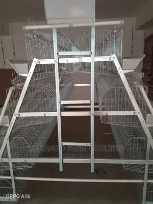 Battery Cages128 Capacity