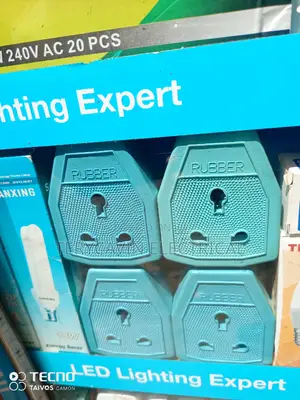 15 Amps Rubber Sockets