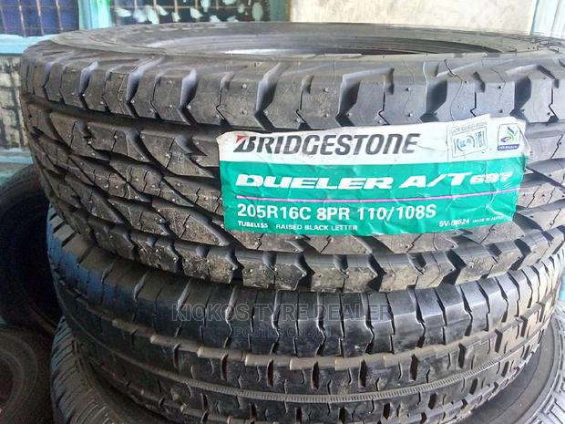 205R16 Bridgestone - main view