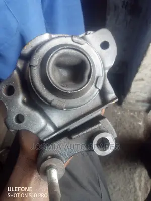 Honda Airwave Engine Mounting