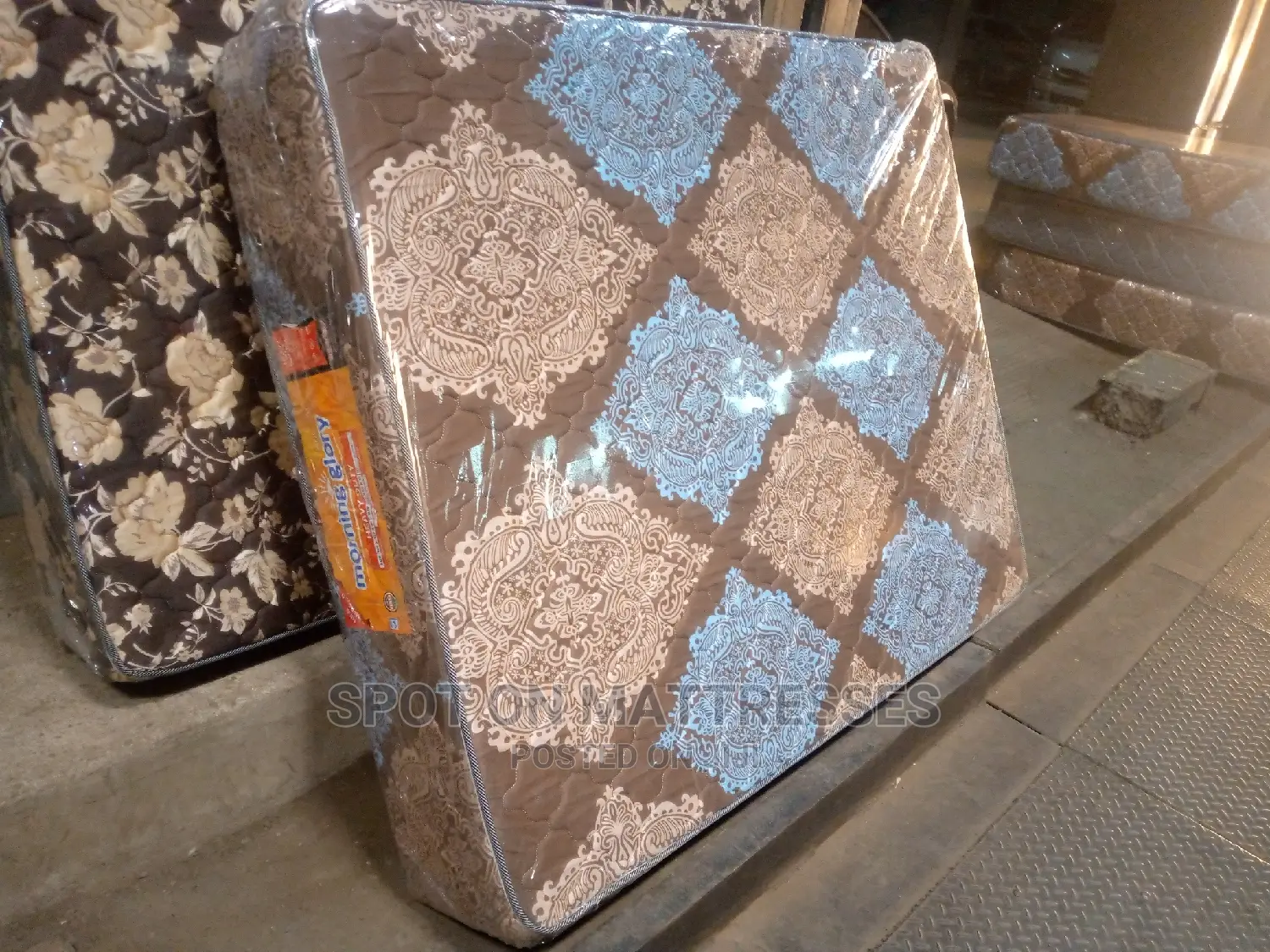 Varicoloured Mattresses 10inch Thick.