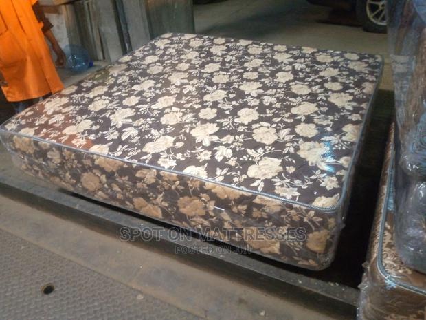 Varicoloured Mattresses 10inch Thick. - thumbnail 5