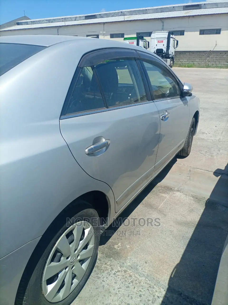 Toyota Premio 2015 Silver