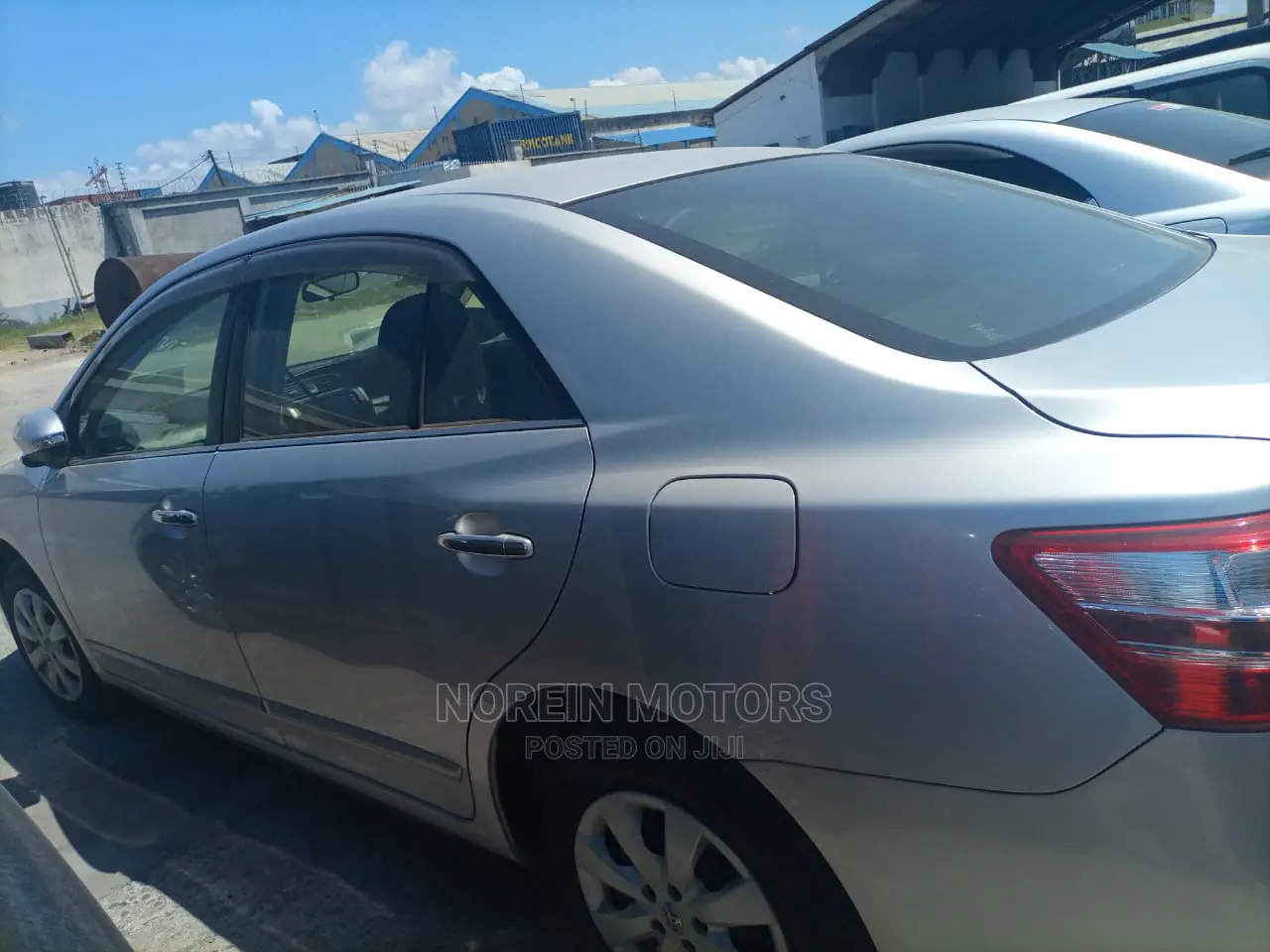 Toyota Premio 2015 Silver