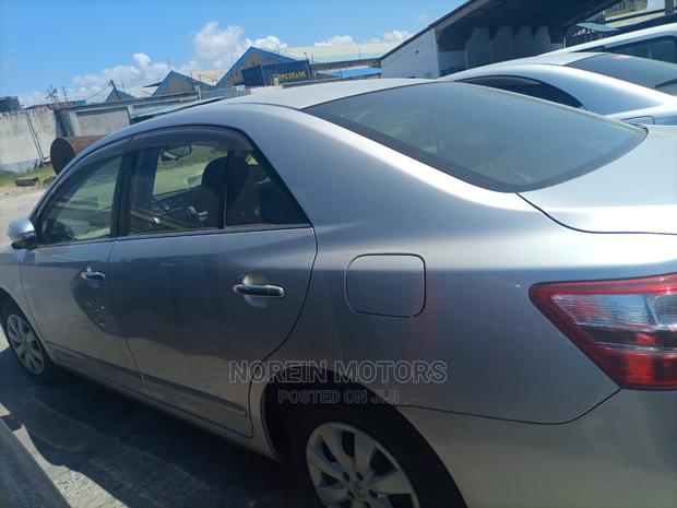Toyota Premio 2015 Silver - thumbnail 6