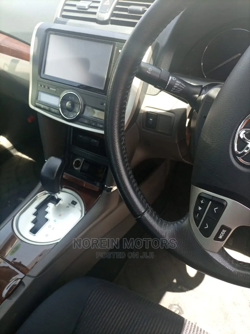 Toyota Premio 2015 Silver