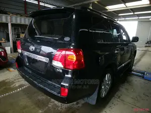 Toyota Land Cruiser 2014 Black