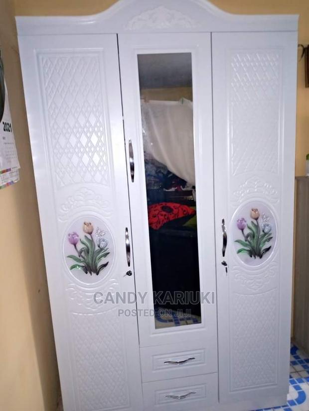 Spacious 3 Door Wardrobe