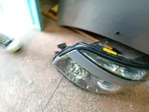 Toyota Voxy 2008 Xenon Headlight