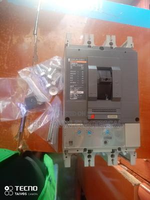 McCb 400A 3 Pole - main view