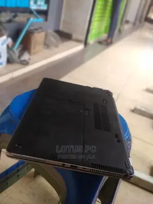 Laptop HP 14-Dq1025cl 8GB Intel Core I7 HDD 500GB