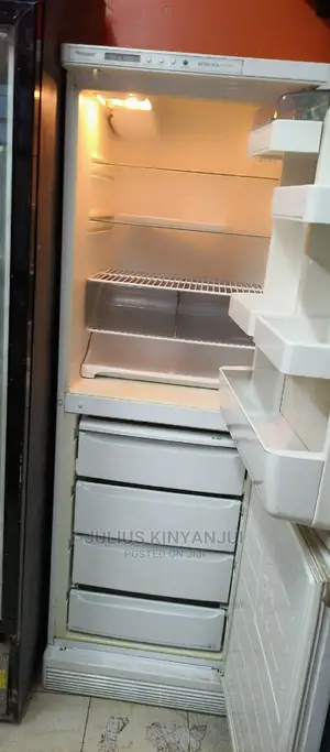 Hotpoint Digital Fridge