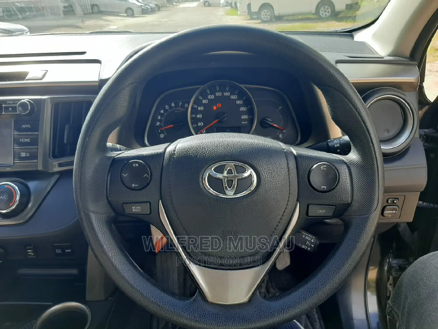 Toyota RAV4 2014