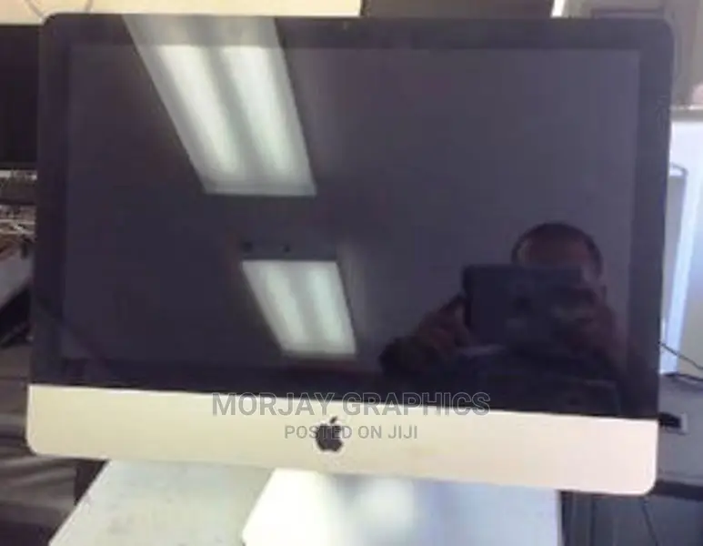 New Desktop Computer Apple iMac 2GB Intel Core 2 Duo 256GB