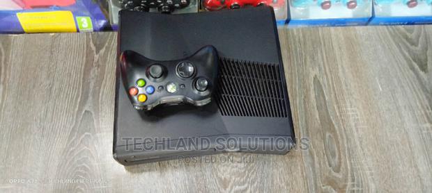 Xbox 360 With 13 Games - thumbnail 7