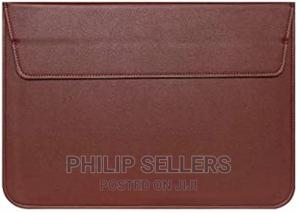 Macbook Air New Models From 2018 Up With the Machine Size 30 - thumbnail 2