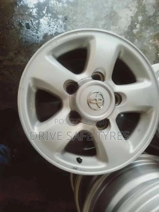 V8 Original Sport Rim 17 Inch Silver
