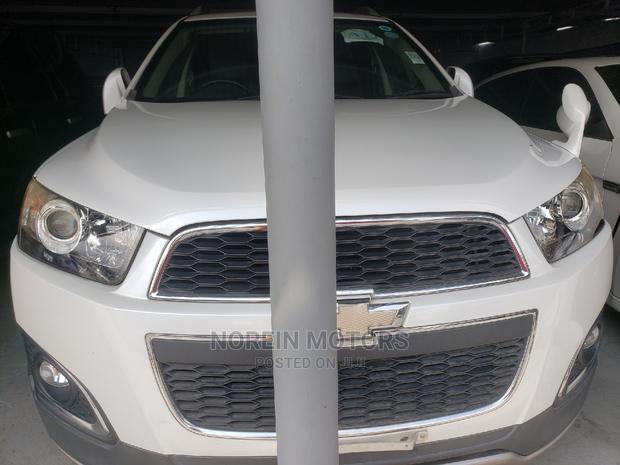 Chevrolet Captiva 2014 White - main view