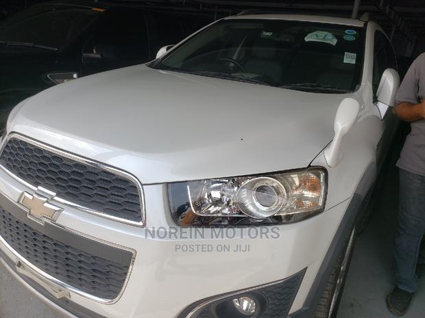 Chevrolet Captiva 2014 White - thumbnail 3
