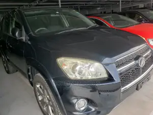 Toyota RAV4 2014 Matt Black