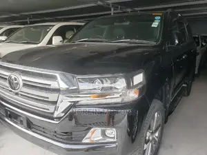 Toyota Land Cruiser 2016 Black